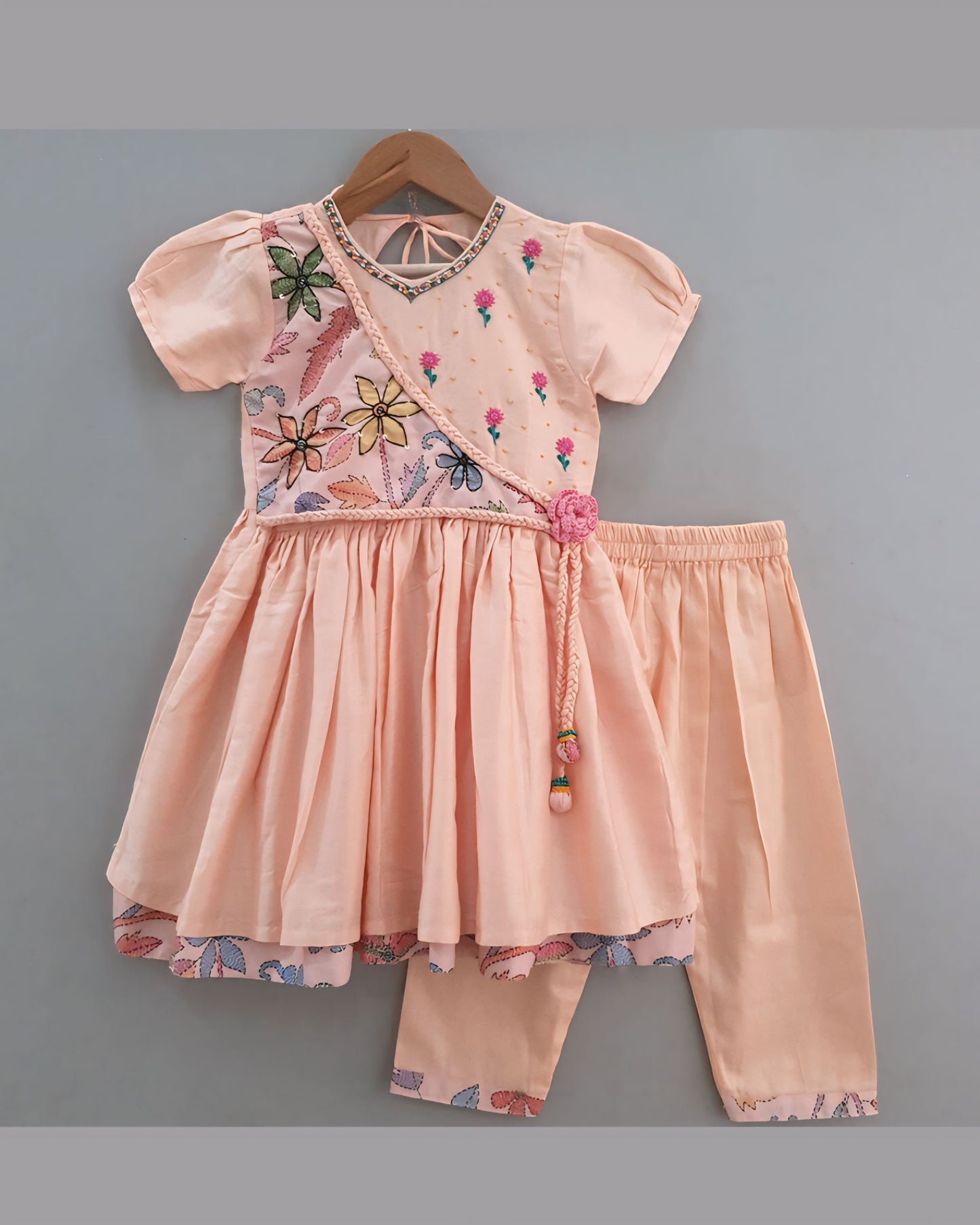 Girls Peach Floral Embroidery Kurta With Straight Pant