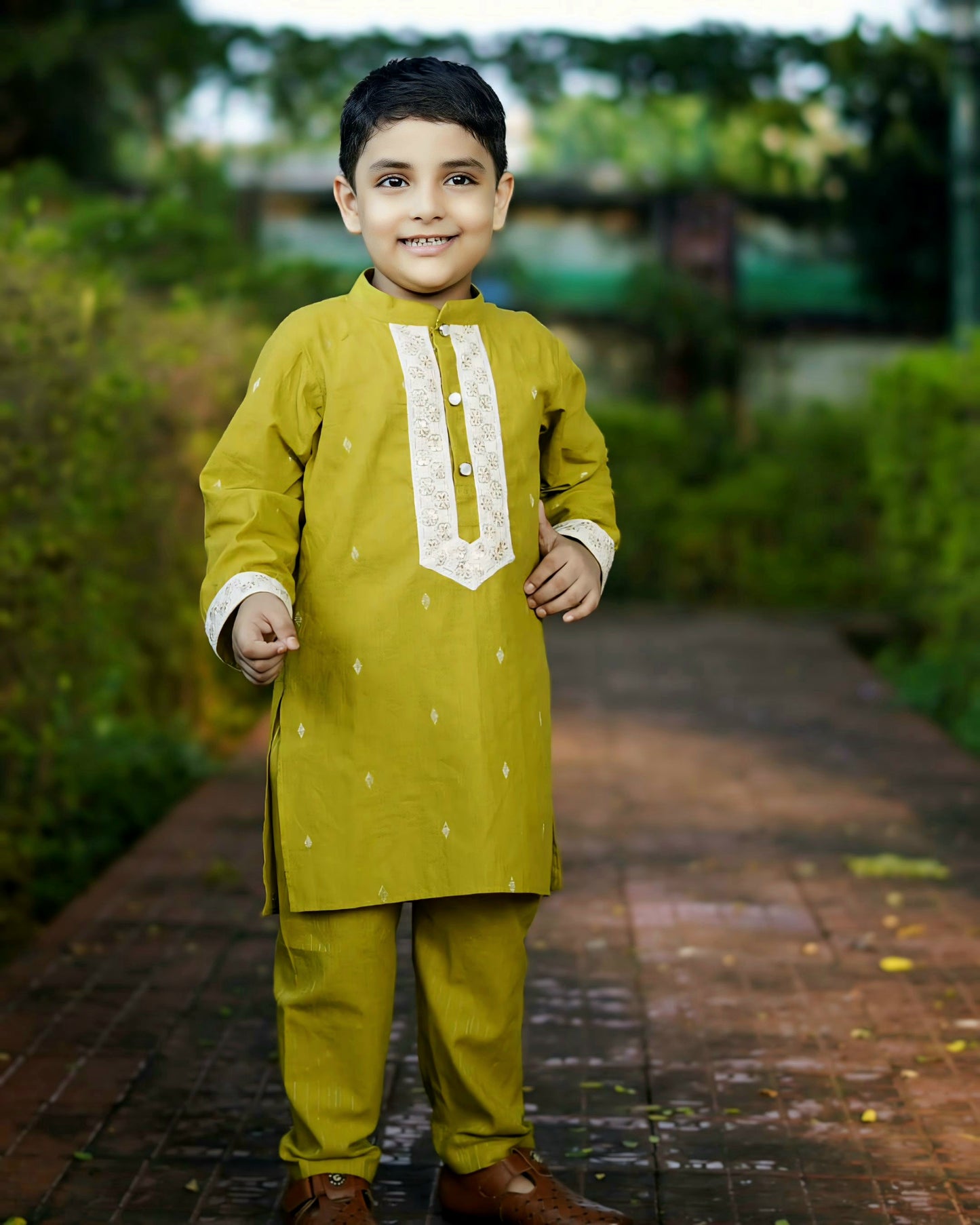 Boys Olive Green Cotton Kurta With Pyjama