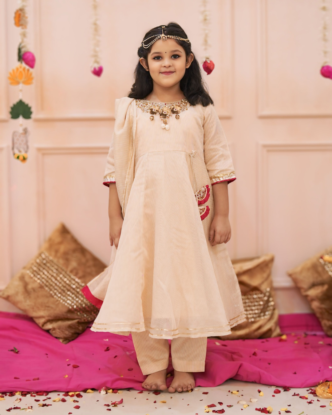 Girls Off-white Pure Chanderi kurti Set