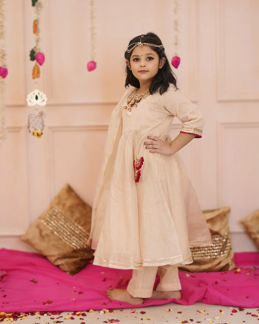 Girls Off-white Pure Chanderi kurti Set