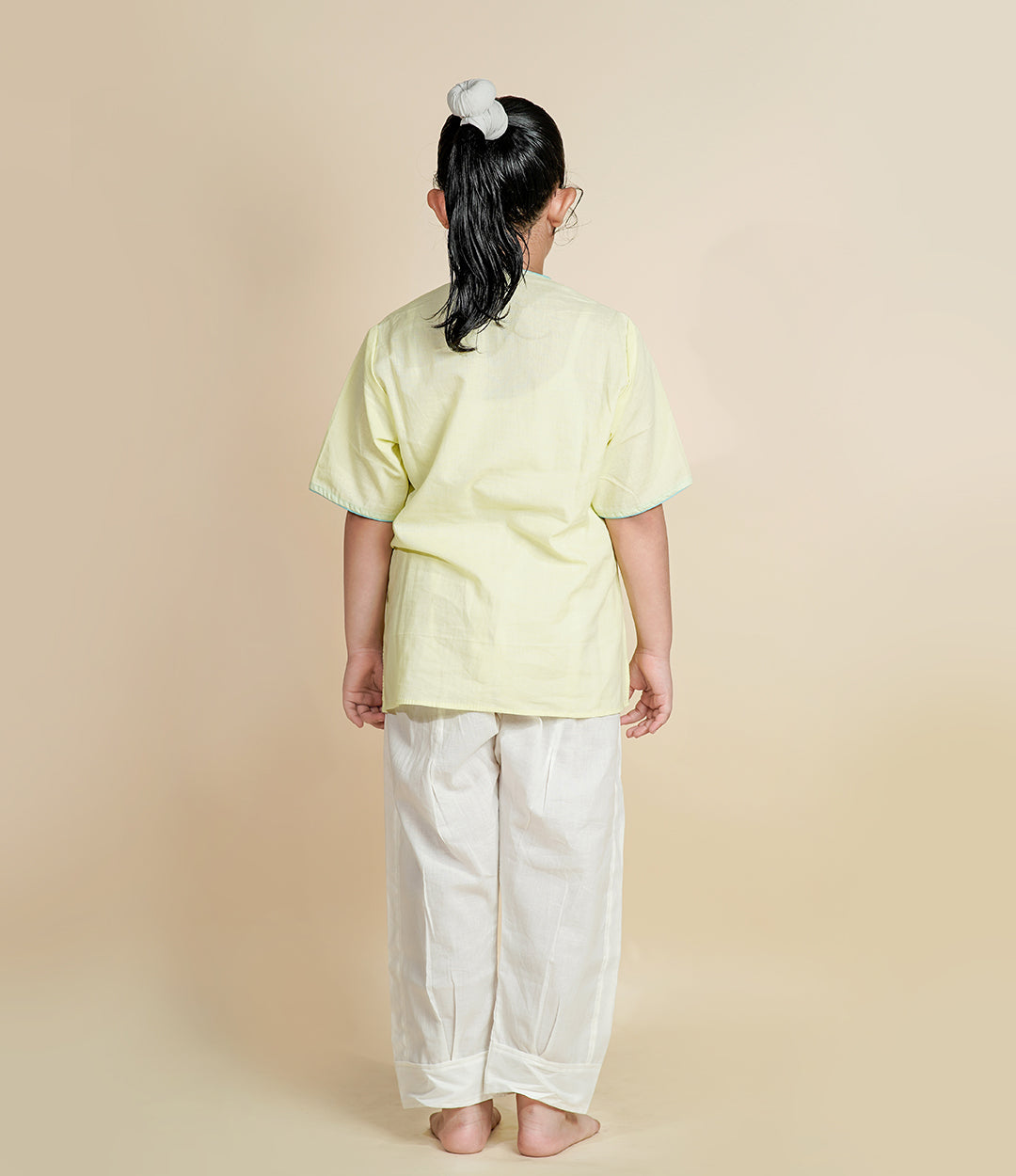 Little Yogi - Surya Namaskar Yoga Set for kids
