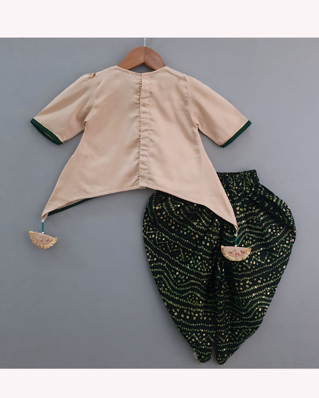 Lotus Patchwork Beige Kurta With Green Bandhani Dhoti Pant