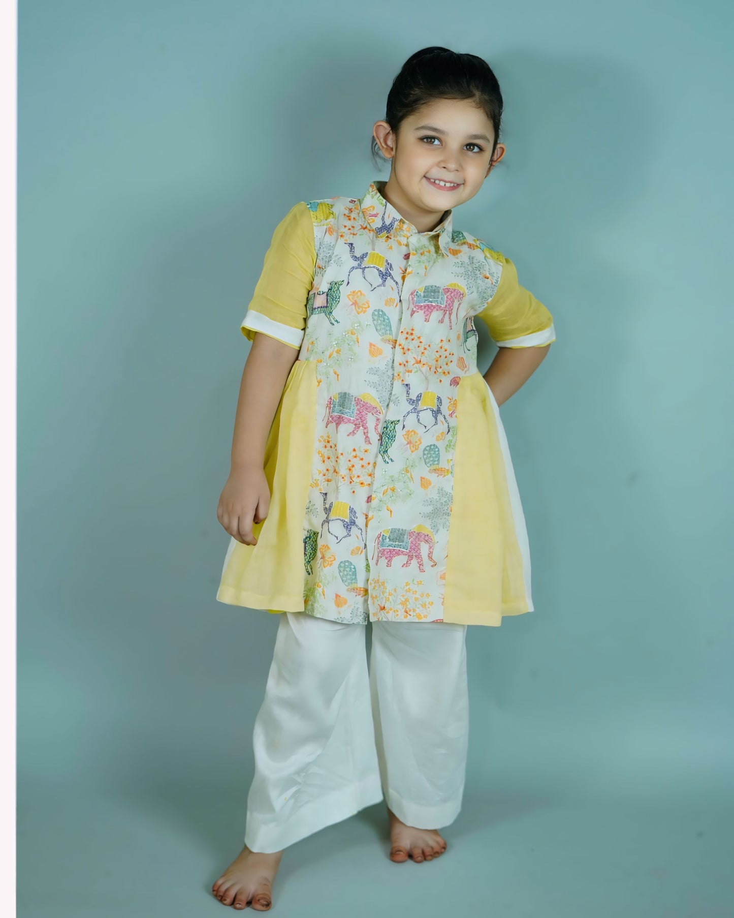 Girls : Collar Neck Pale Yellow Kurti And Palazzo