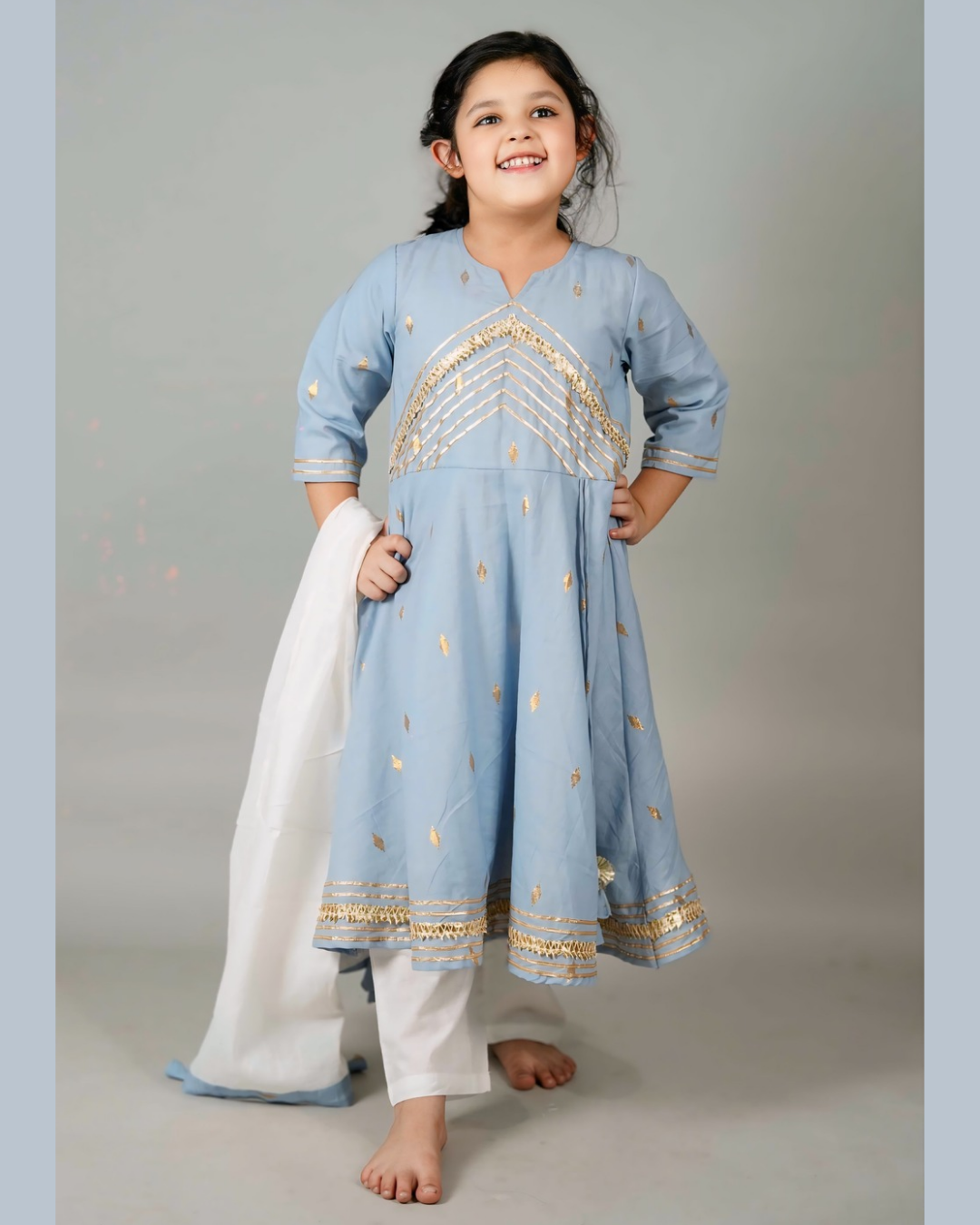 Girls Gota Lace Detailing Flared Kurti With Pant And Dupatta