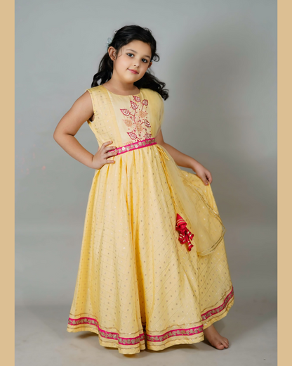 Girls Elegant Yellow Anarkali With Detachable Belt And Dupatta