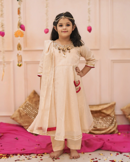 Girls Off-white Pure Tissue Silk Hand Work Detaling kurti Set