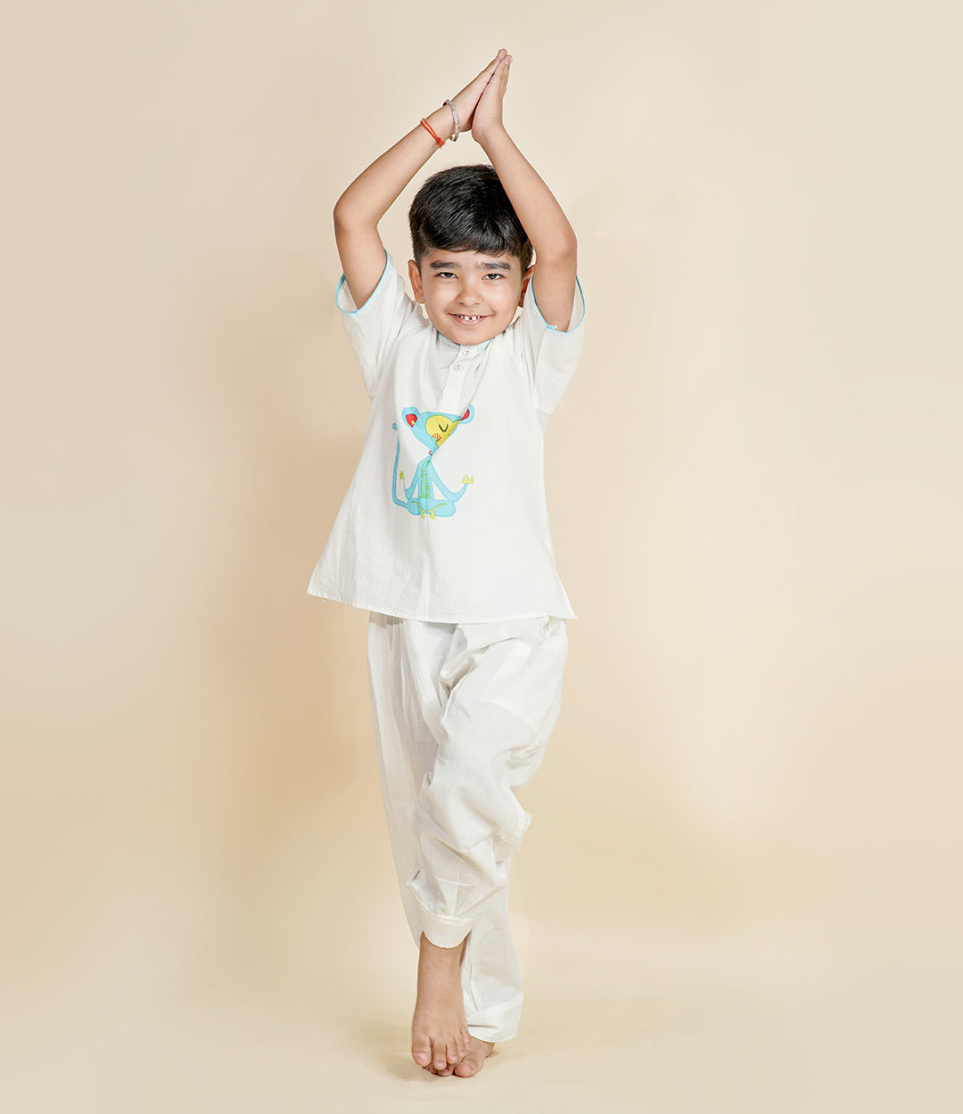 Little Yogi – White Cotton Yoga Set  (For Boys)