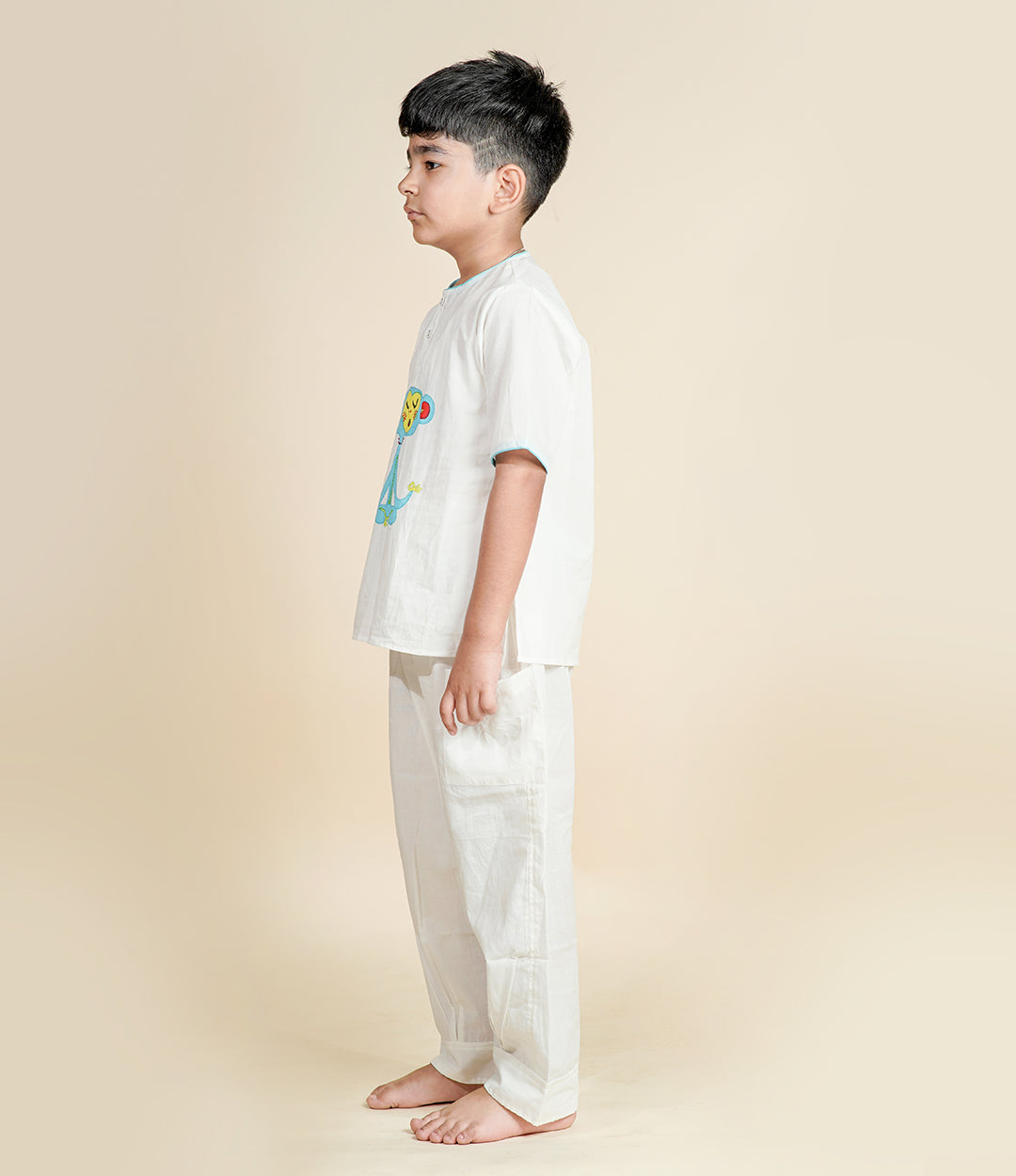 Little Yogi – White Cotton Yoga Set  (For Boys)