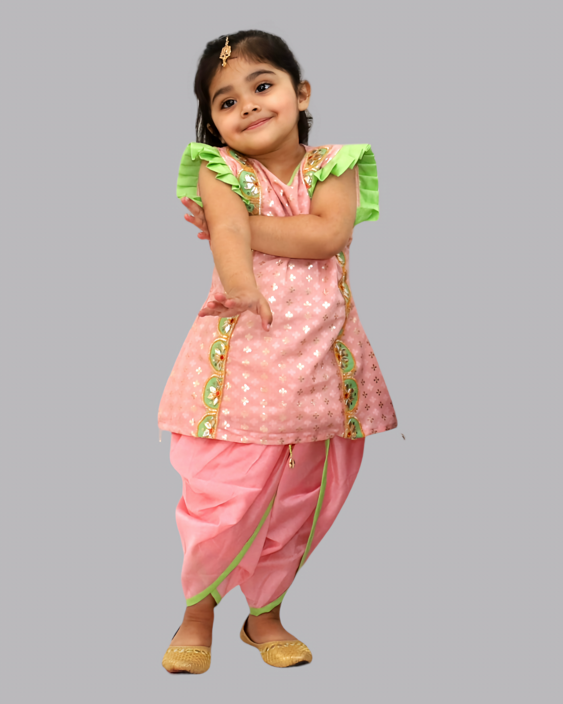 Girls Chanderi Silk Gota Embroidered Pink Kurta With Tulip Pant