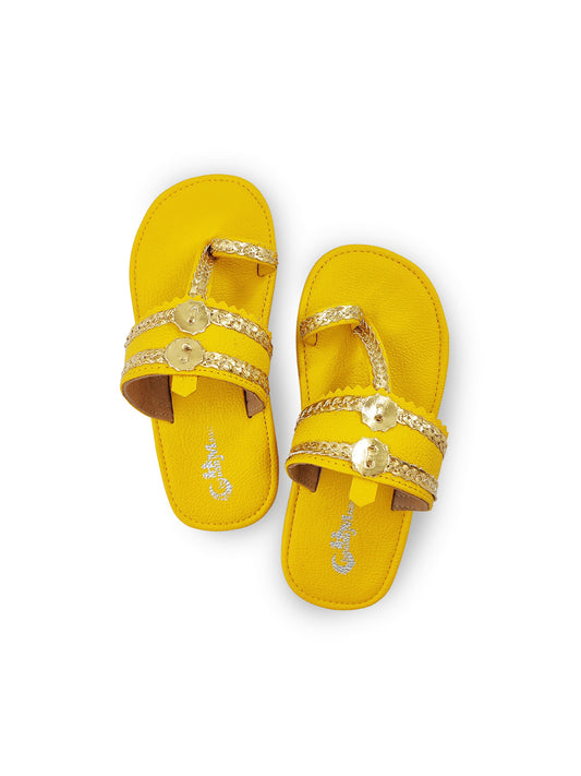  Girls Yellow Ethnic kolhapuri Comfort Sandal